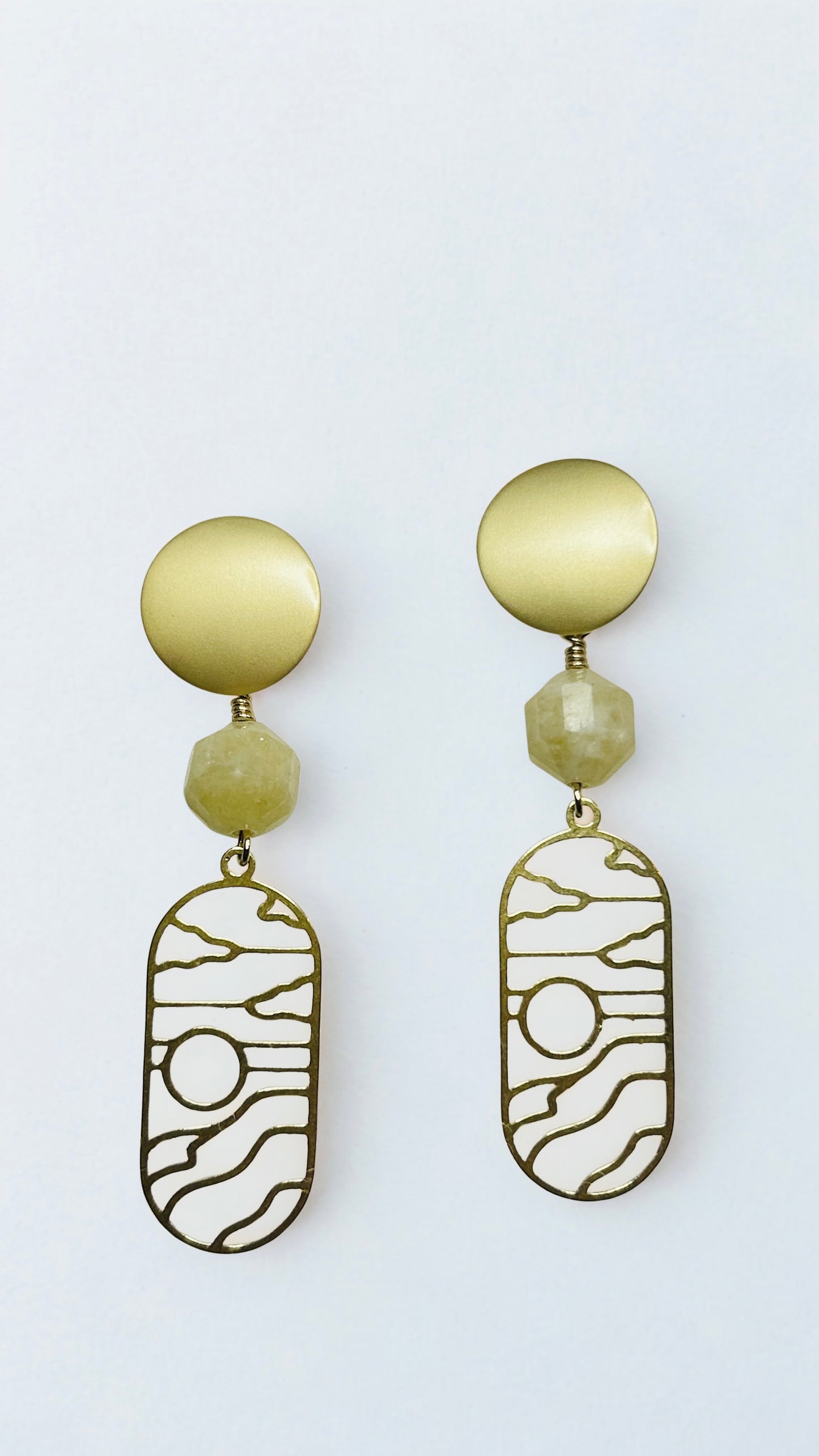 Golden Horizon Earrings Soft Light