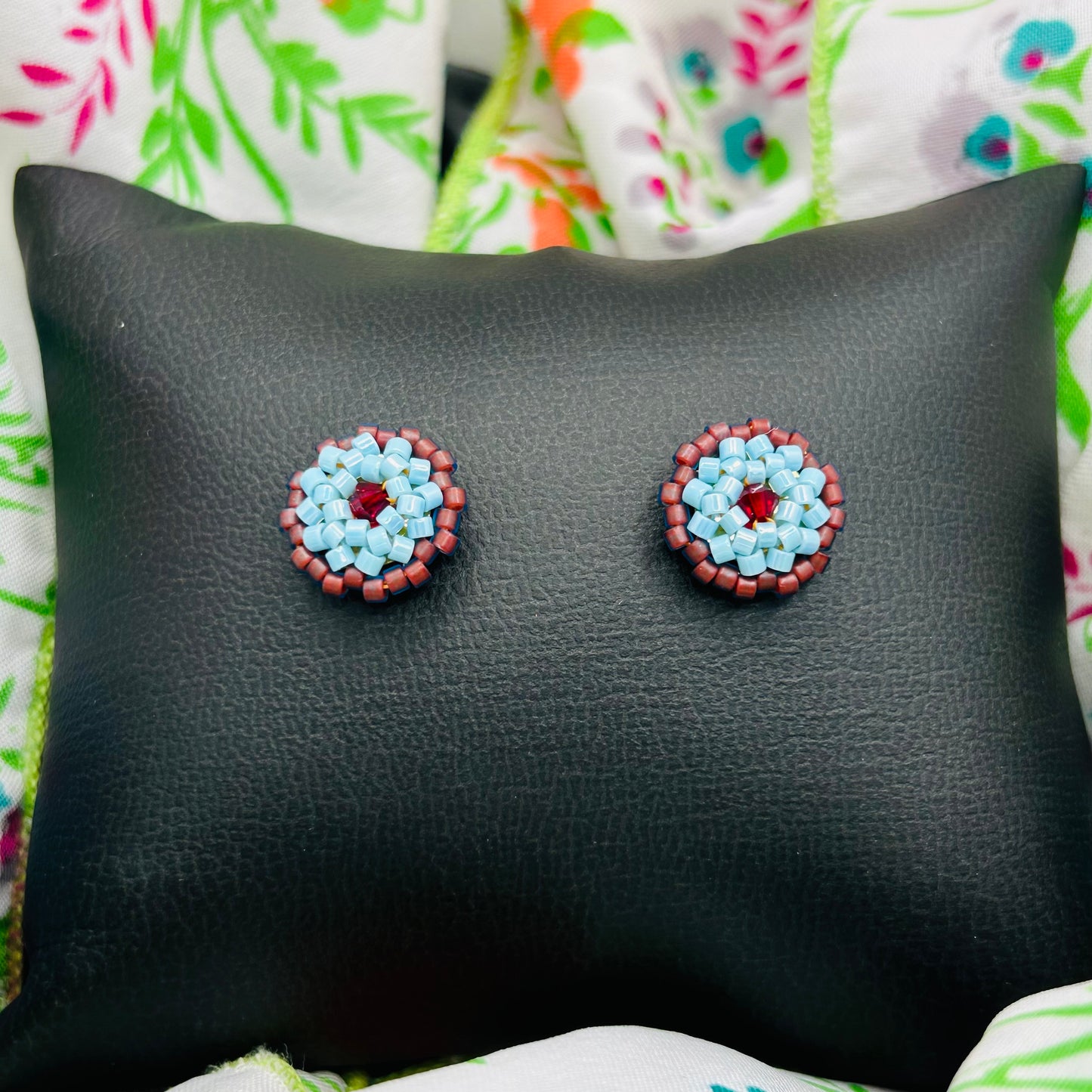 BOTONCITOS STUD EARRINGS