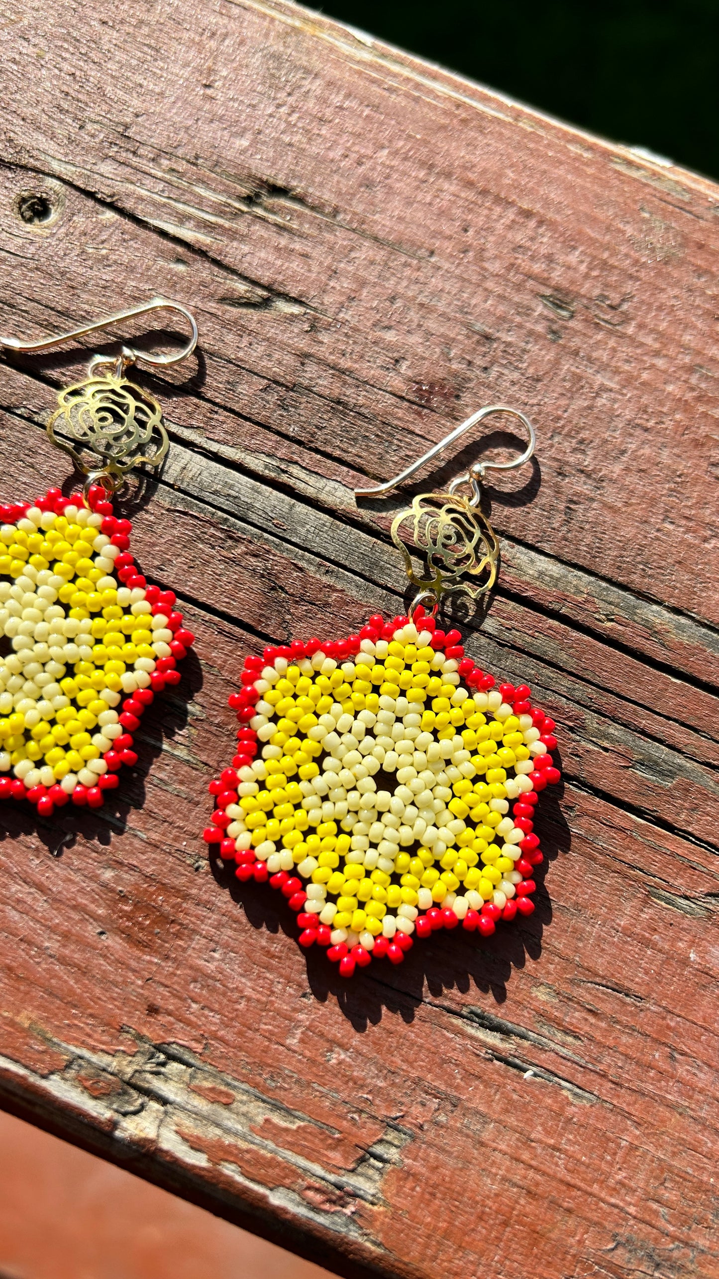 Noemy’S Beaded Earrings Flowers.