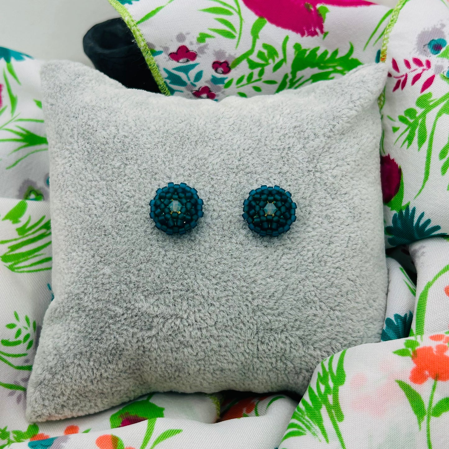 BOTONCITOS STUD EARRINGS