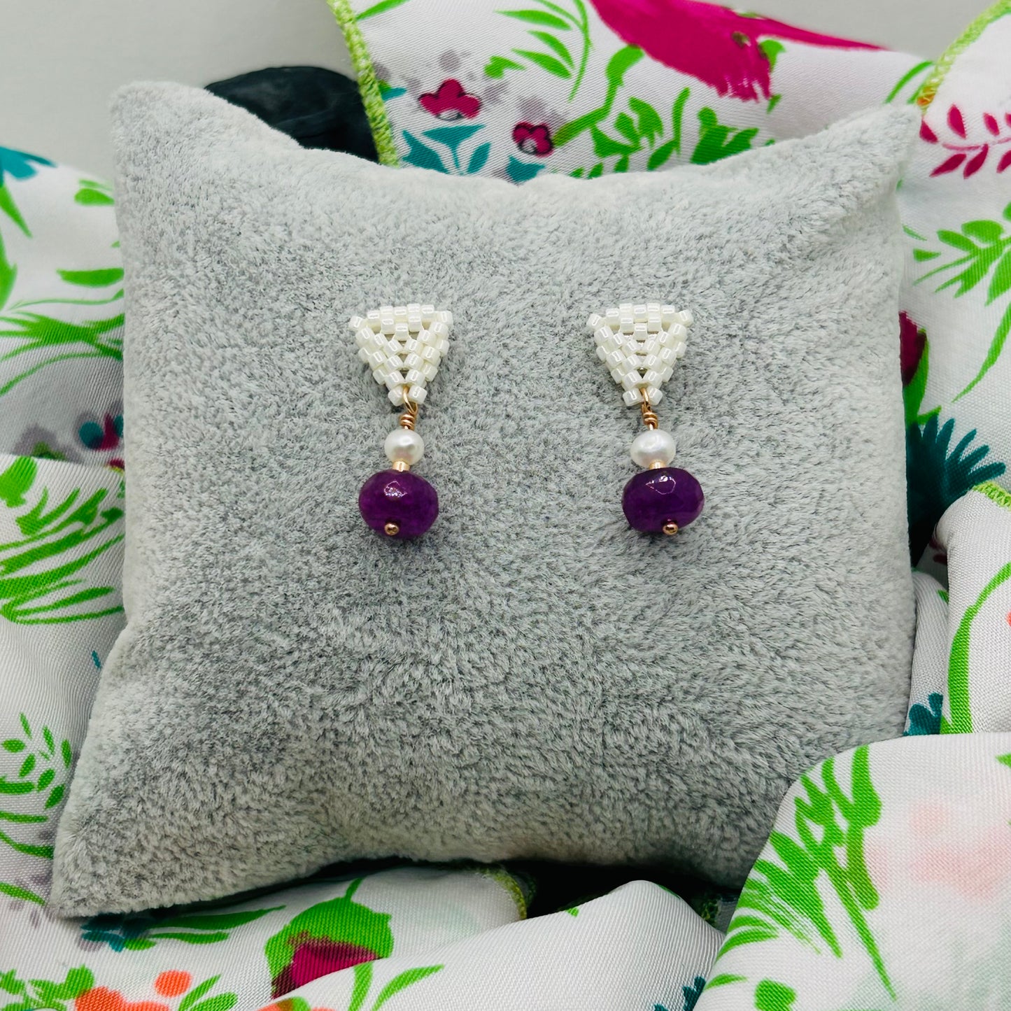 Pearl Blossom Drops
(small)