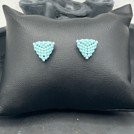 TRIANGULITOS STUD EARRINGS (medium)