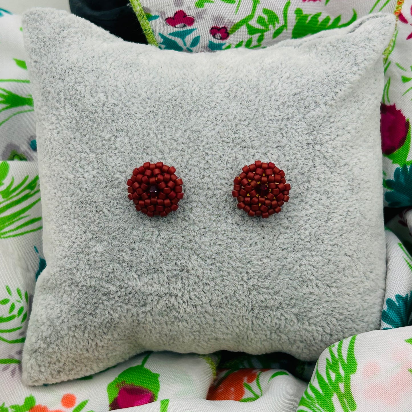 BOTONCITOS STUD EARRINGS