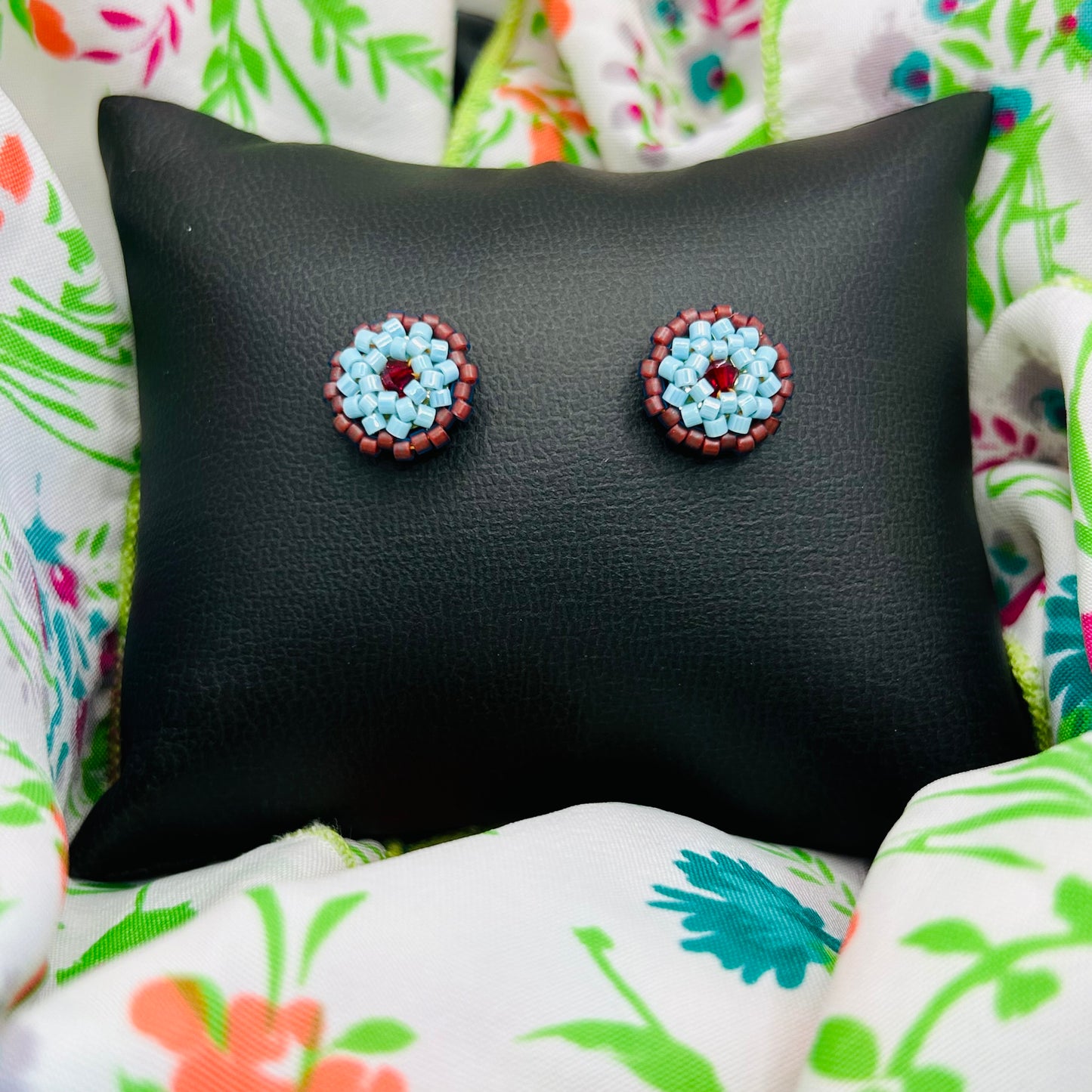 BOTONCITOS STUD EARRINGS