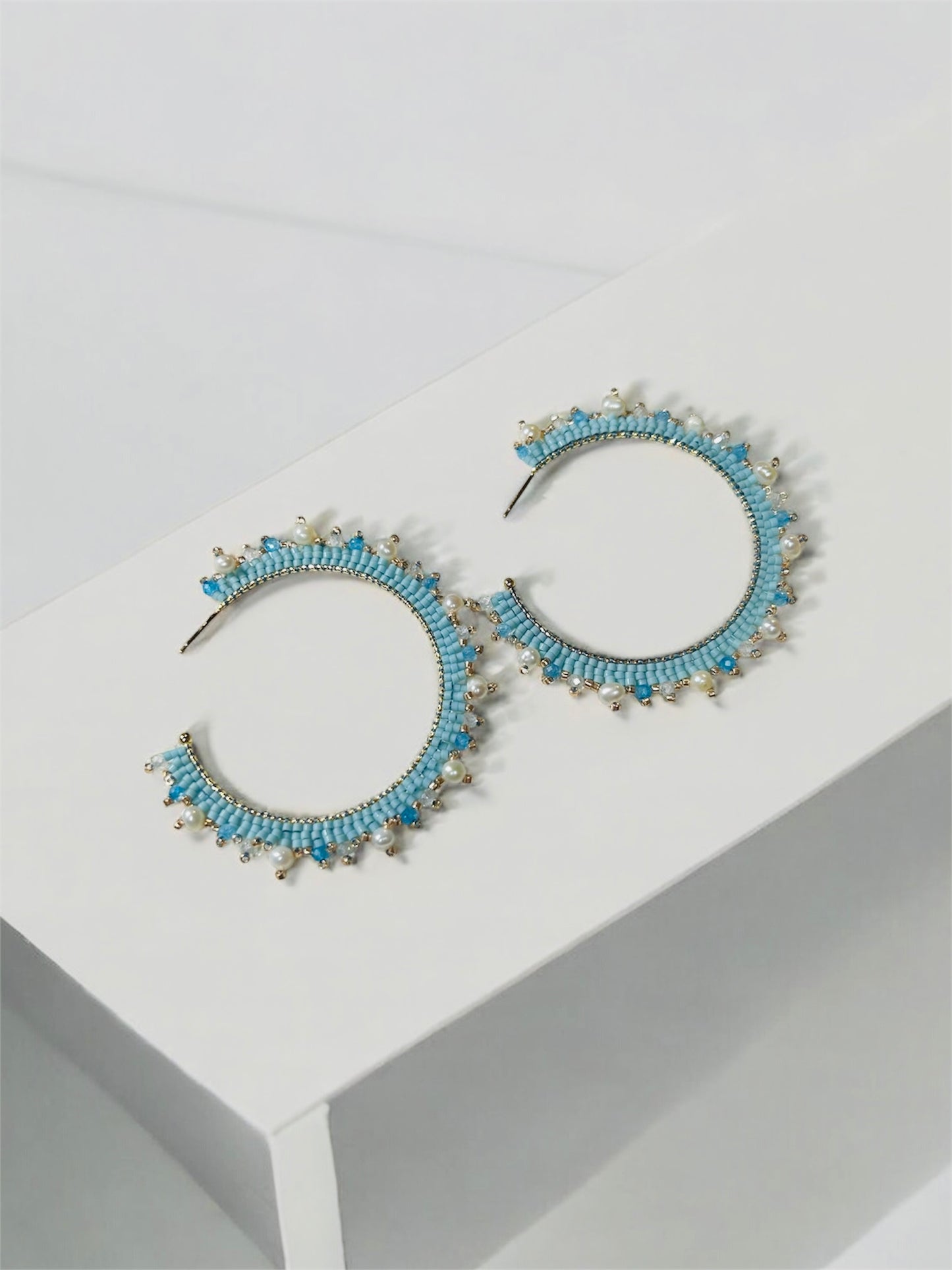 Cielo Azul Hoops