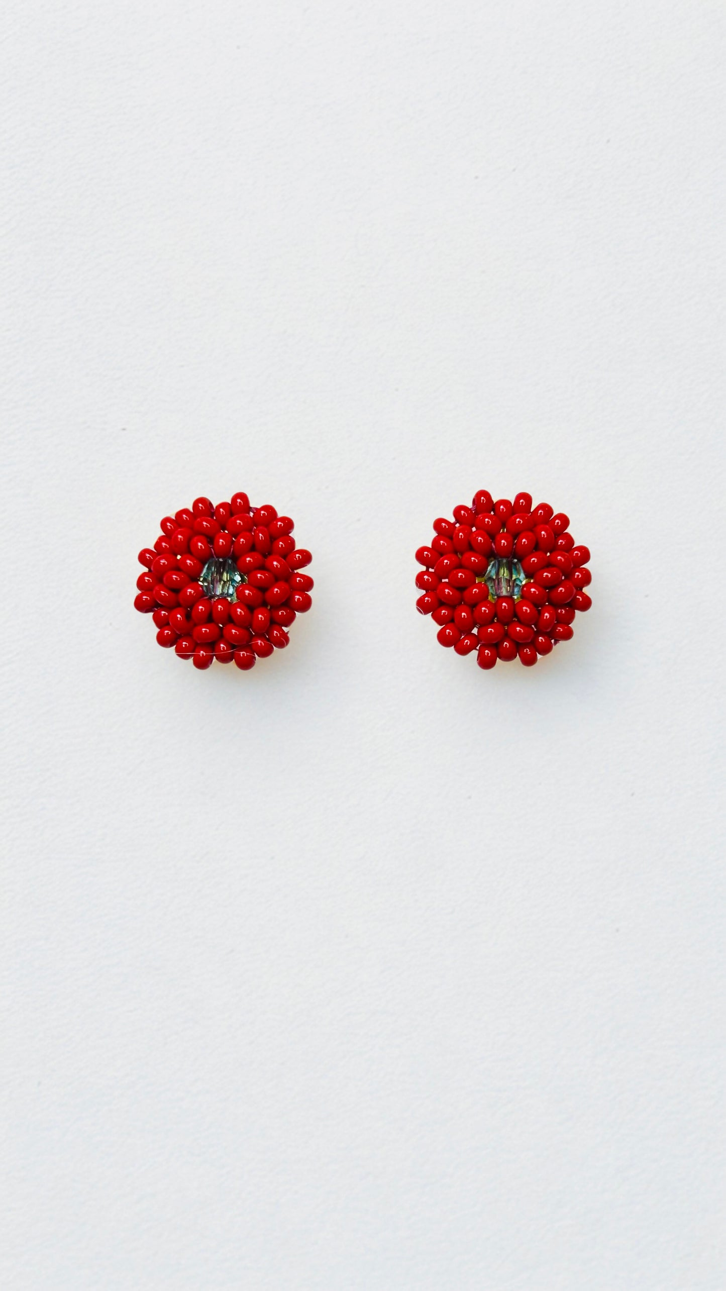 BOTONCITOS STUD EARRINGS