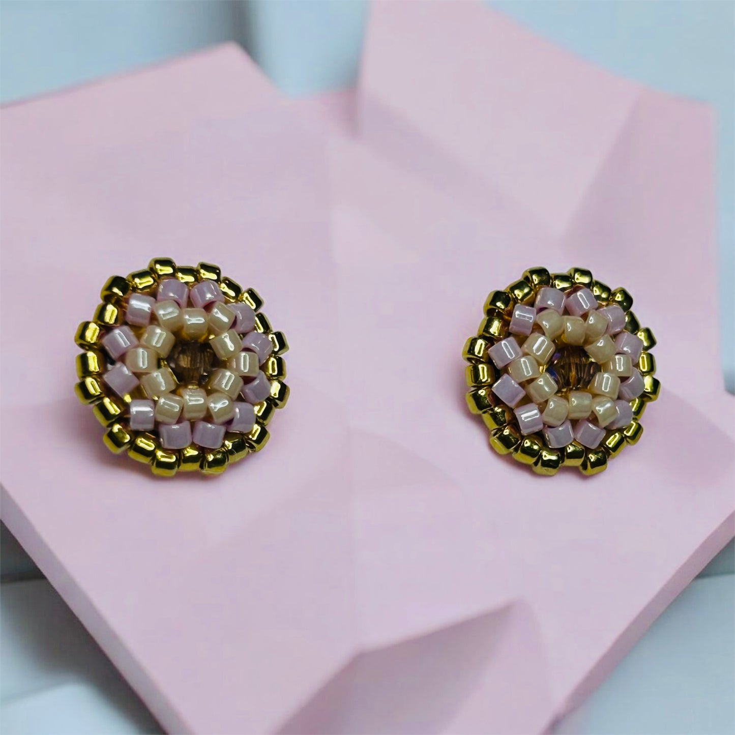 Golden Aura Studs BOTONCITOS