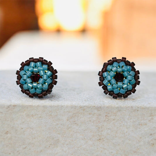 Crimson Core Studs BOTONCITOS