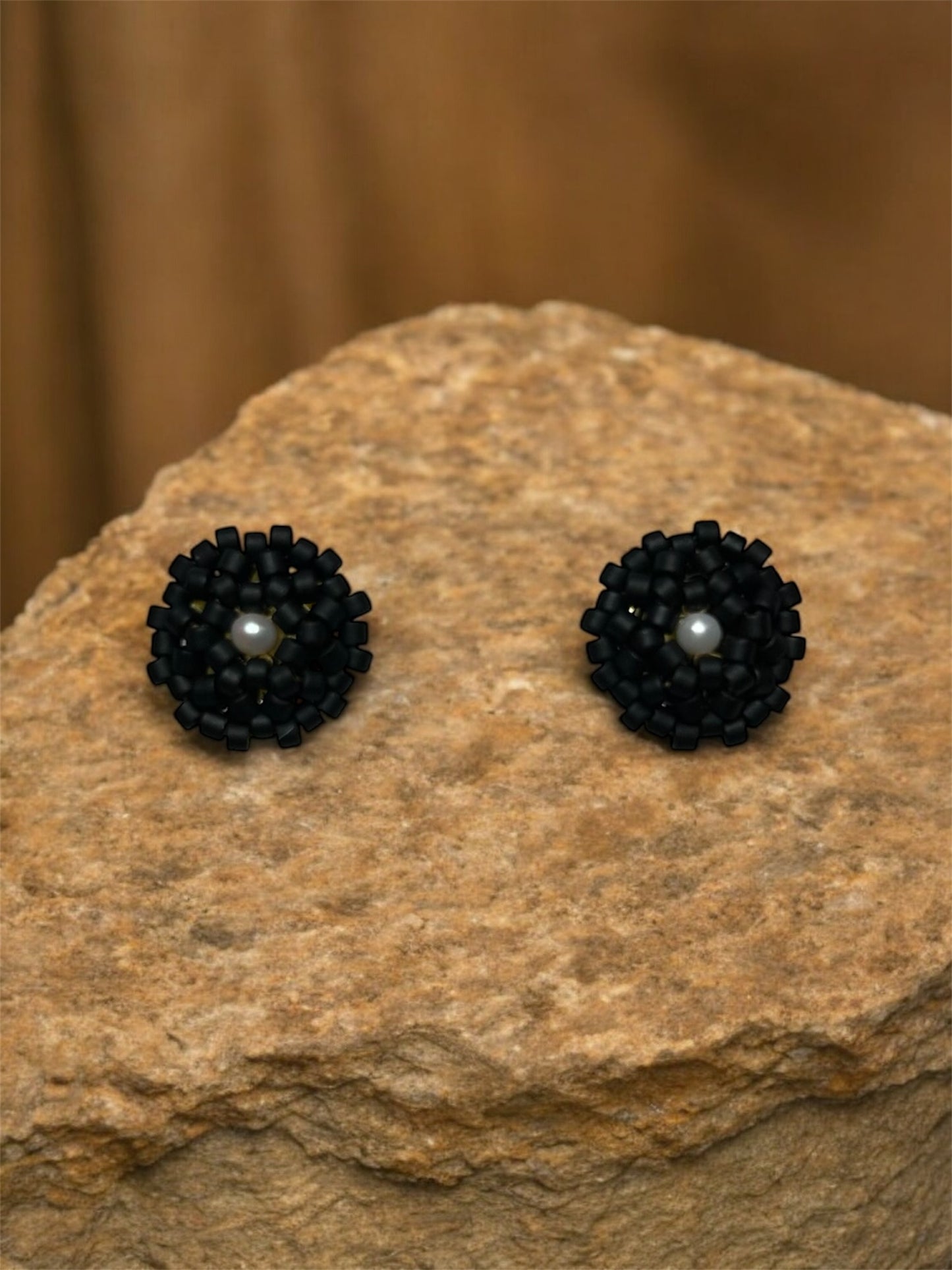 Night Flower Studs Earrings BOTONCITOS