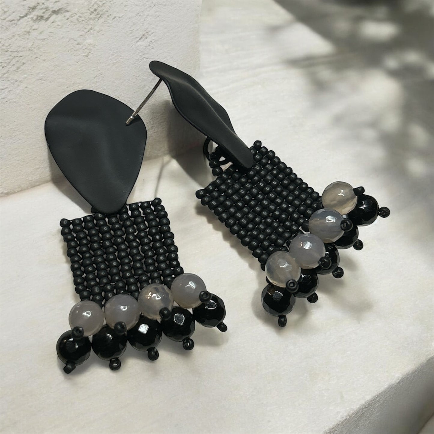 Ébano Firme Studs