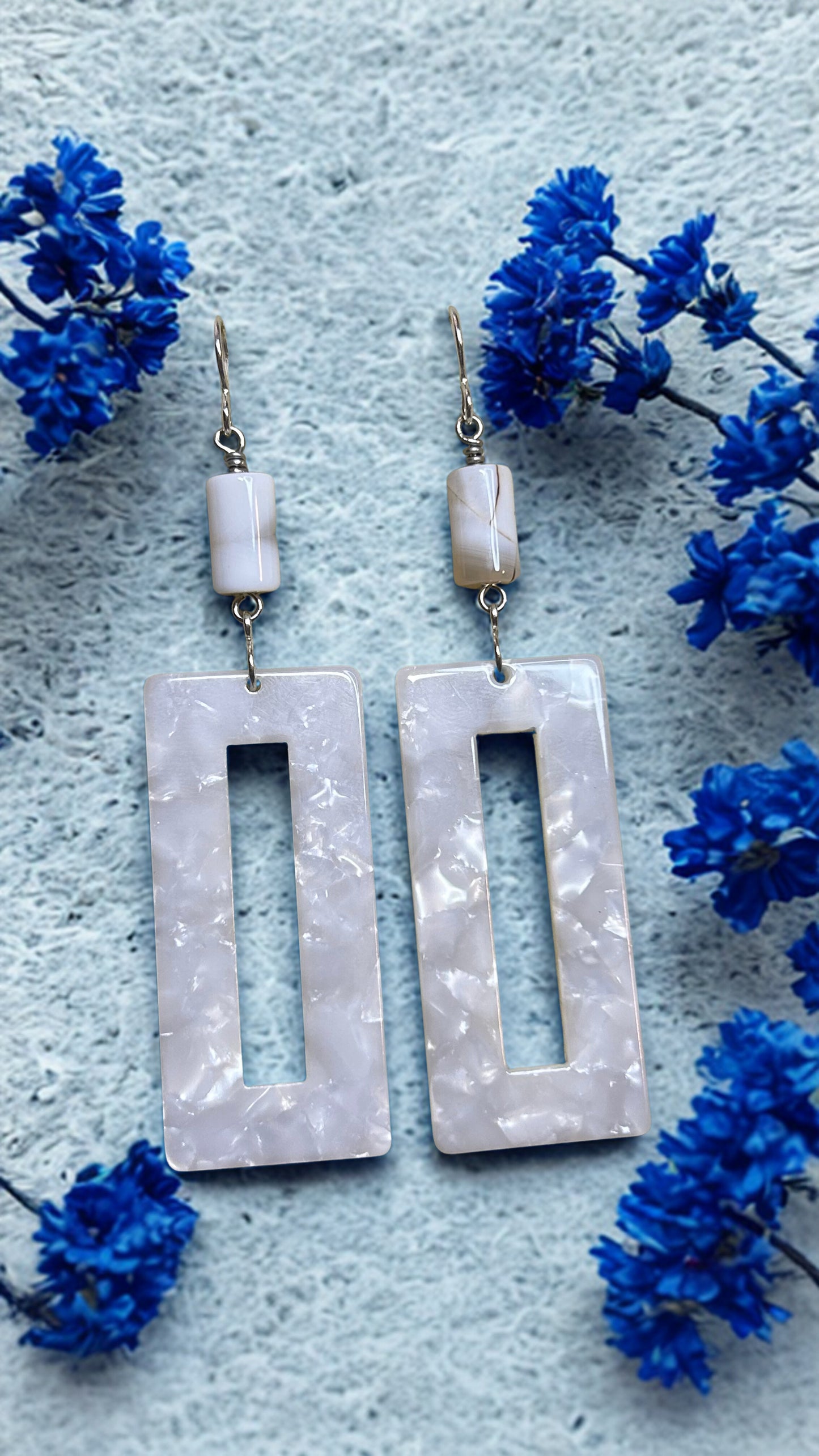 Nila Frame Earrings