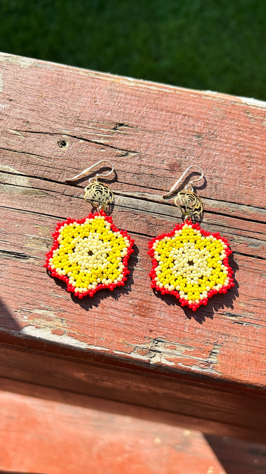 Noemy’S Beaded  Earrings Flowers.